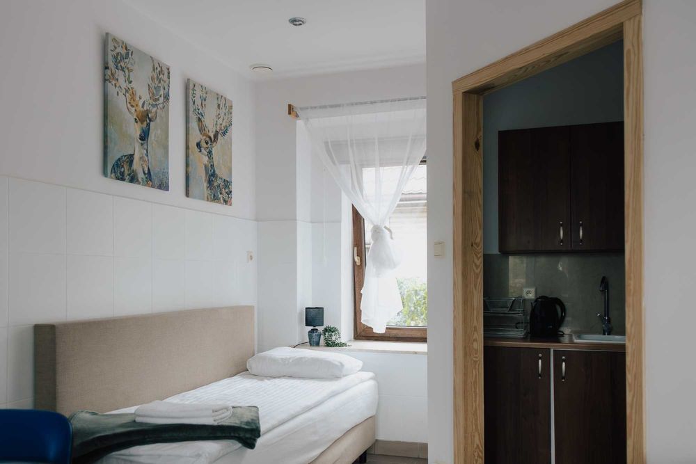 Noclegi KAŁUSZYN, Centrum obok sklepu Topaz i stacji Orlen