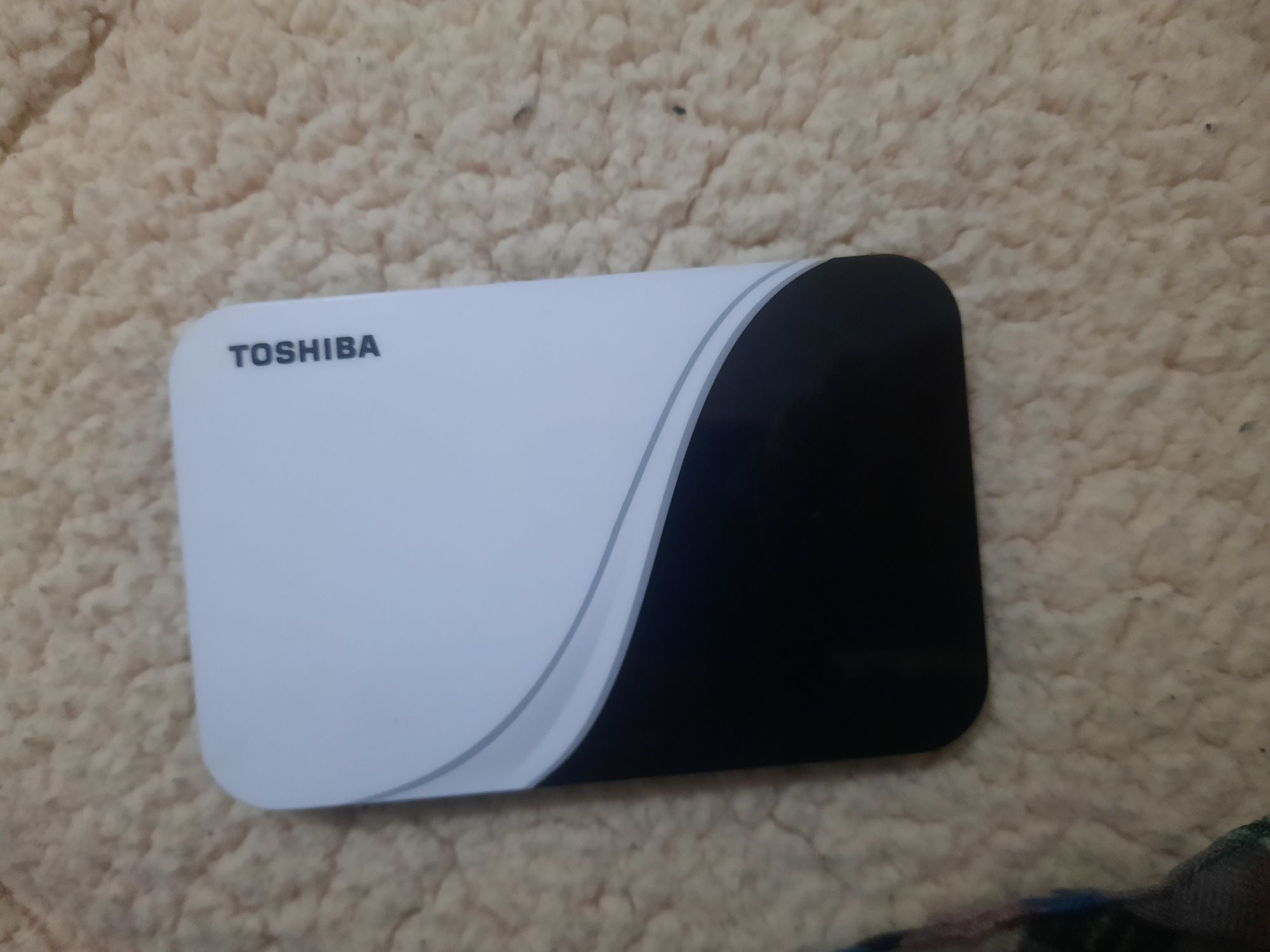 Disco rígido Toshiba 640GB