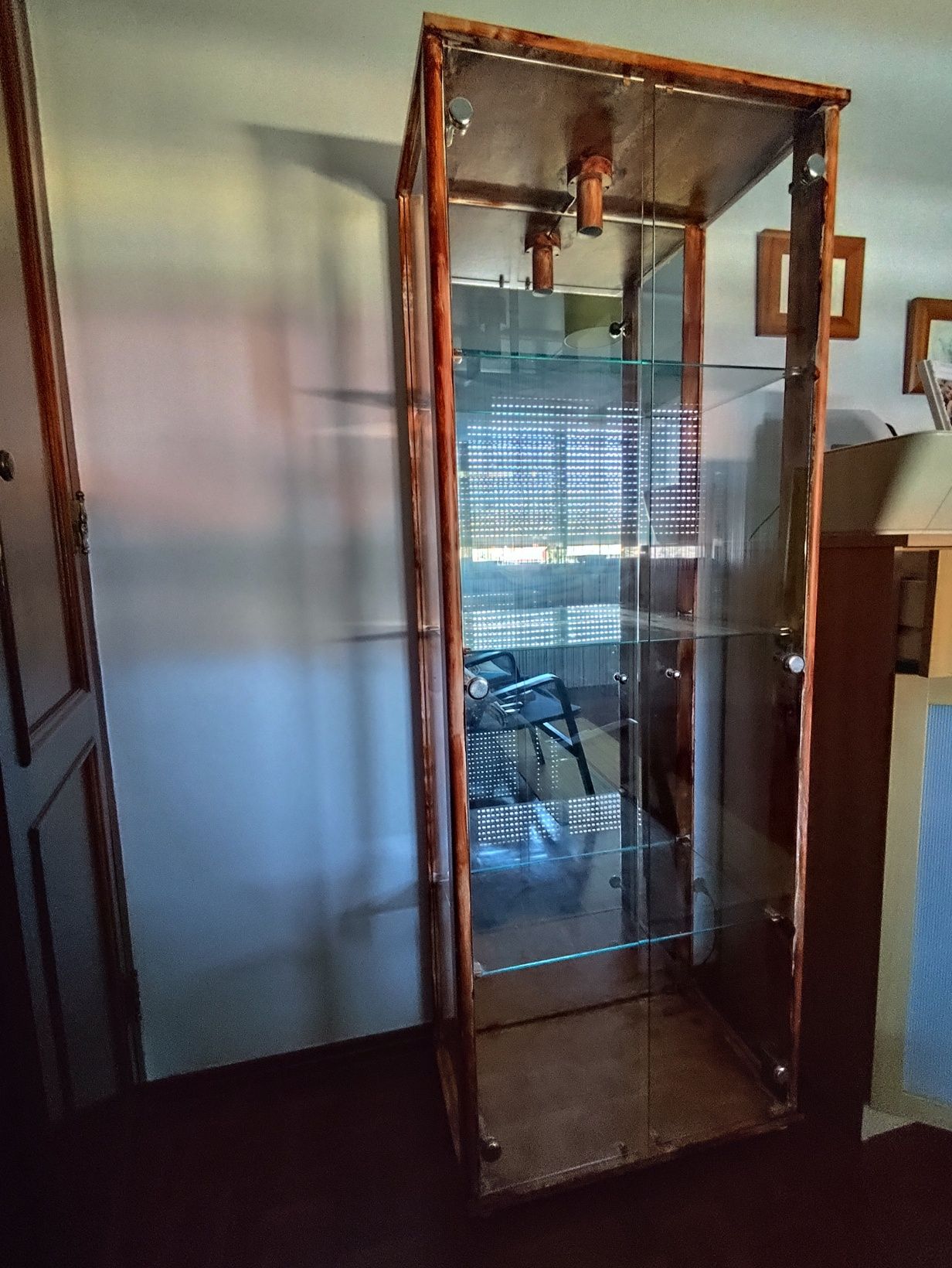 Estante/Vitrine em vidro