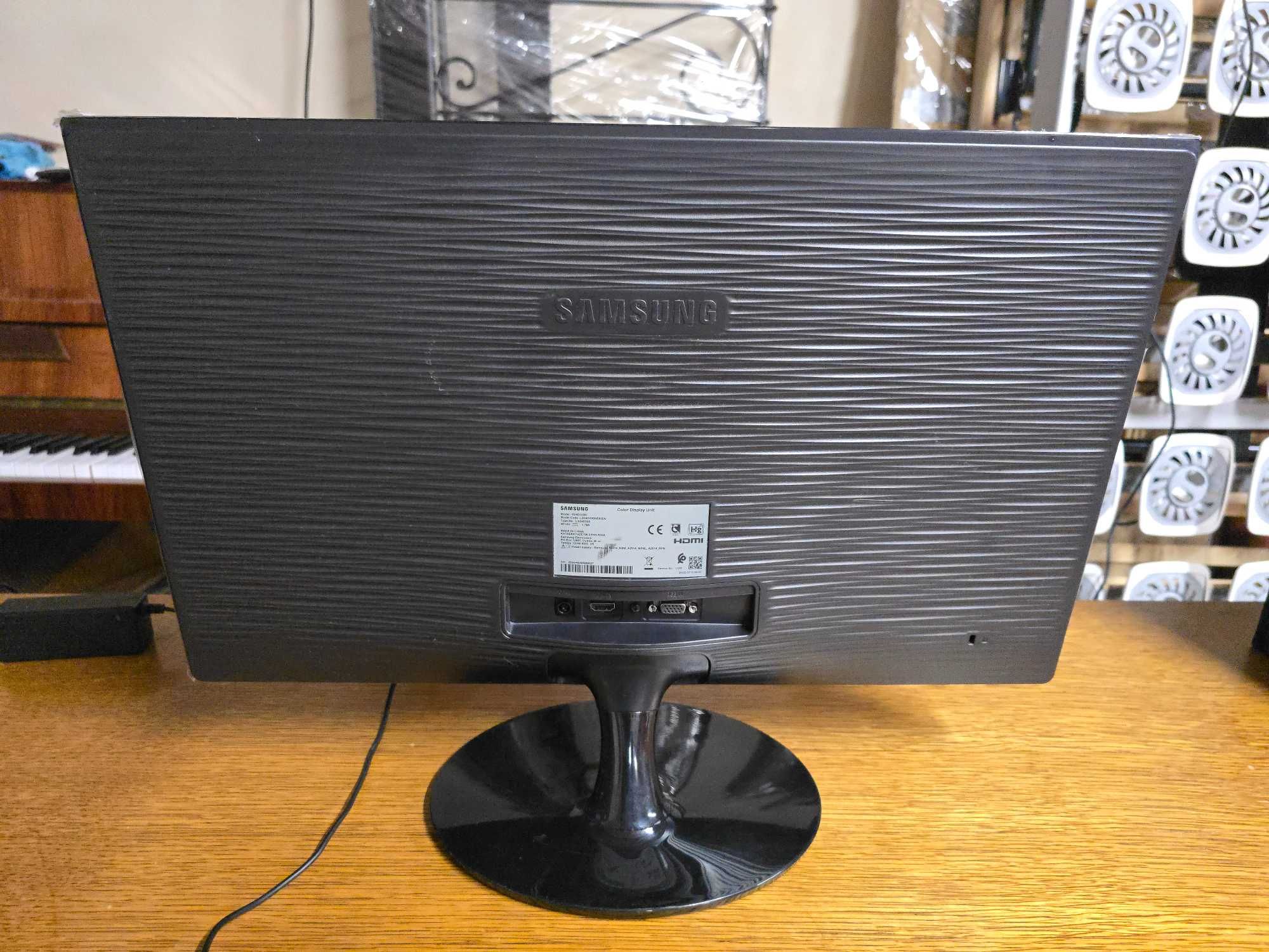 Monitor Samsung 24" w bardzo dobrym stanie