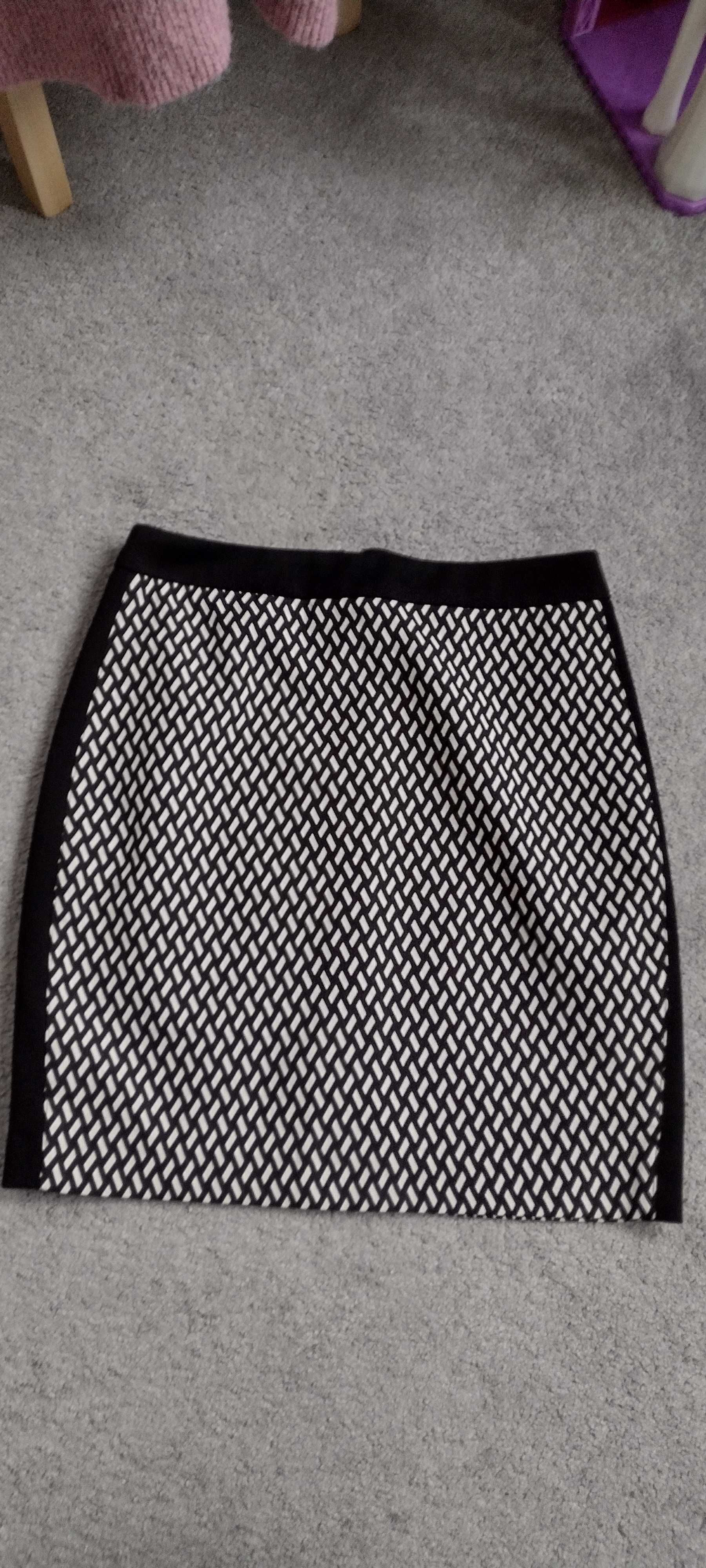 Spódnica Orsay 36 S biało czarny wzór ZIP nowa