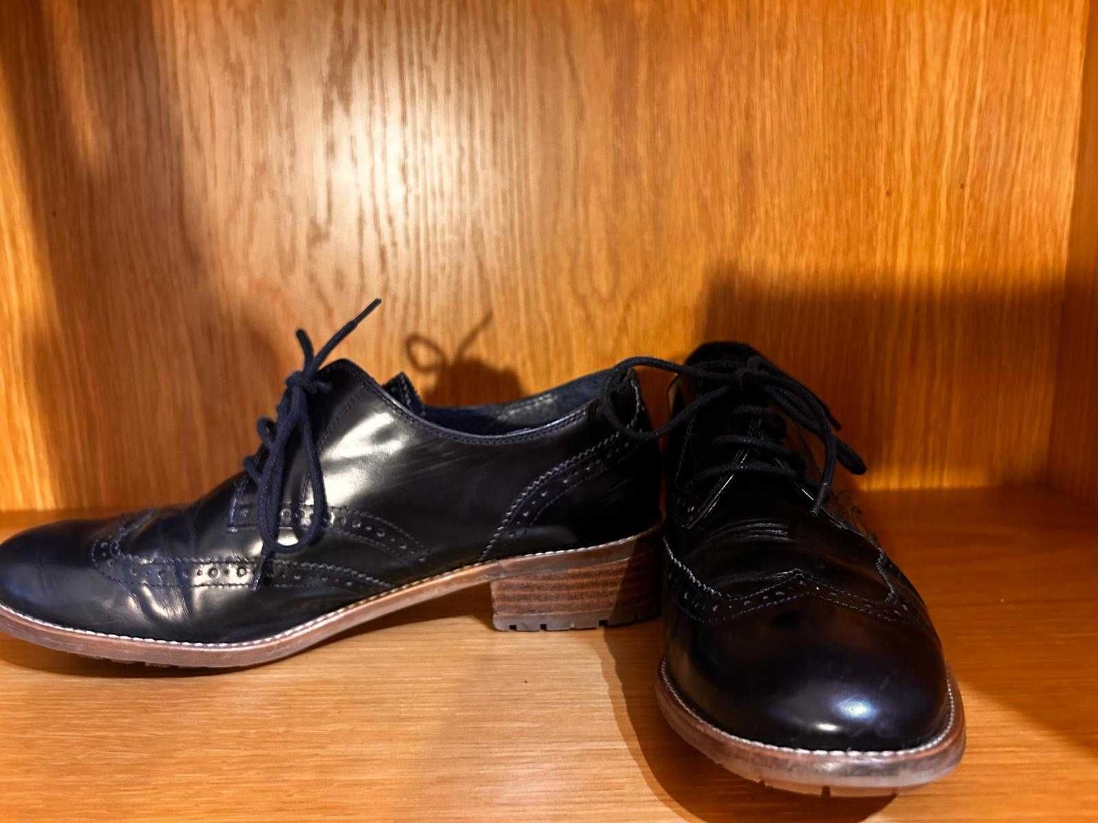 Sapatos Clássicos Pele