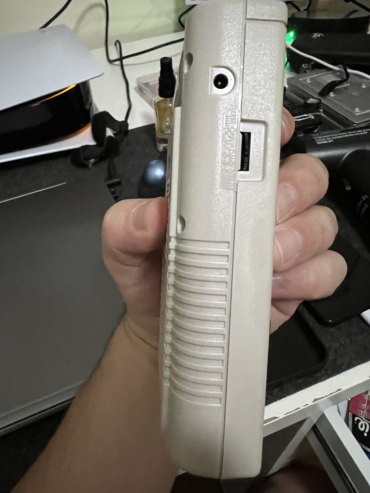 Gameboy Classic DMG restaurado.
