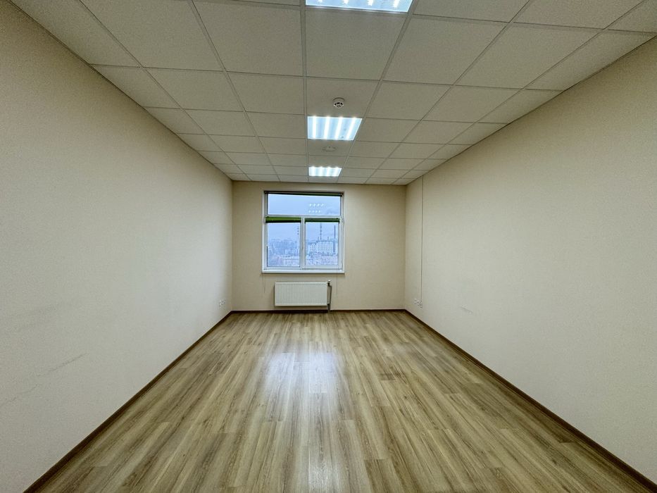 Оренда офісів від 20-35 (м2) в БЦ, біля Податкової