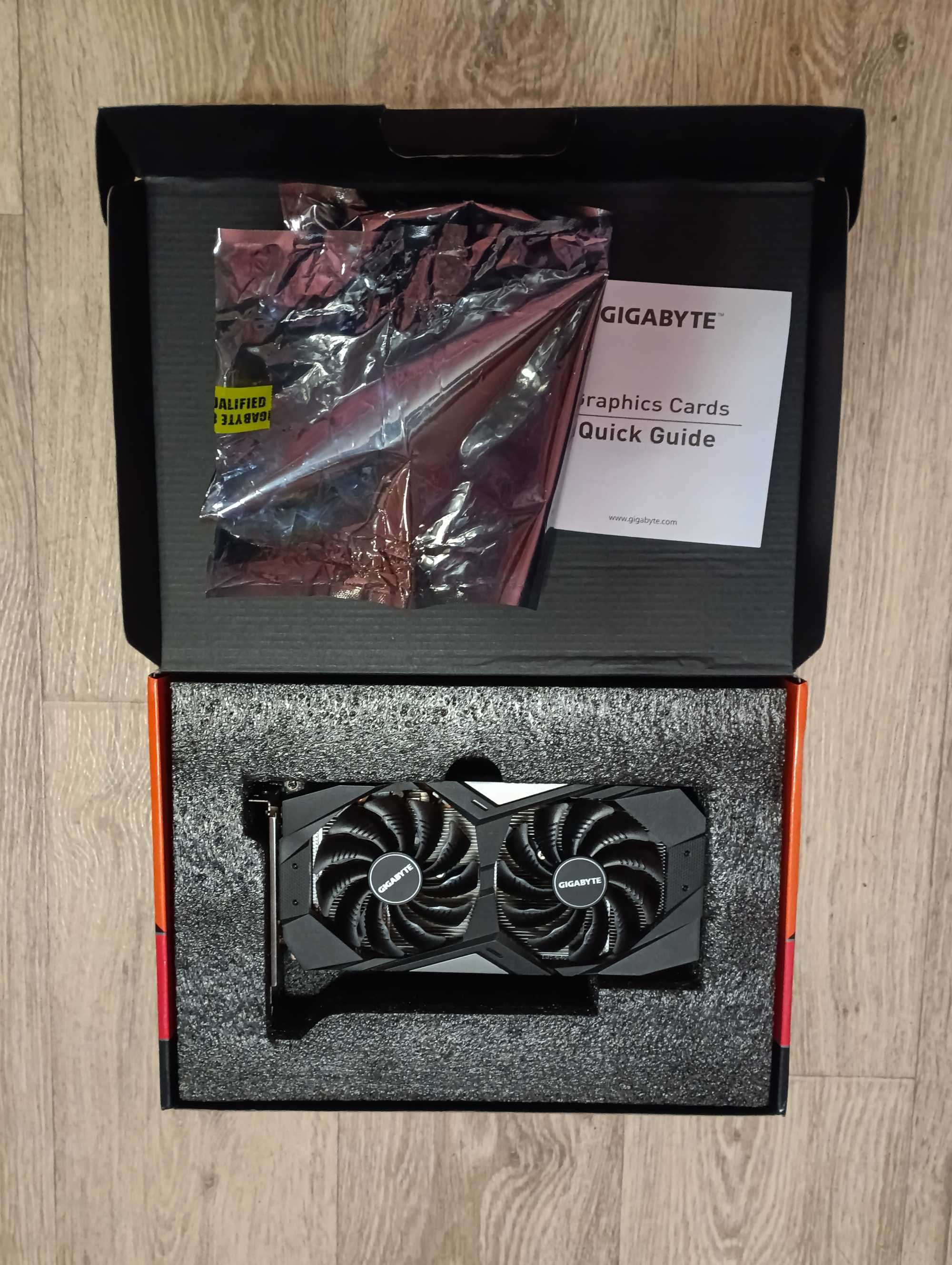 Відеокарта GIGABYTE Radeon RX 5600 XT WINDFORCE OC 6G Б/вы