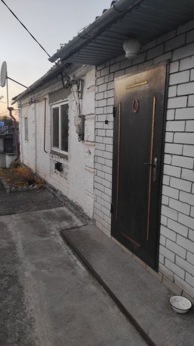 Оренда частини будинка. Р-н Сухачівка (Сухачевка)Комунальні 1/2.