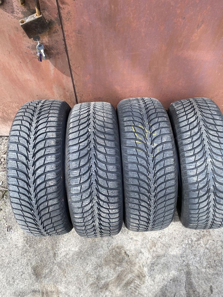 Зимові шини GoodYear UltraGrip Ice+ 195x60x15 2021