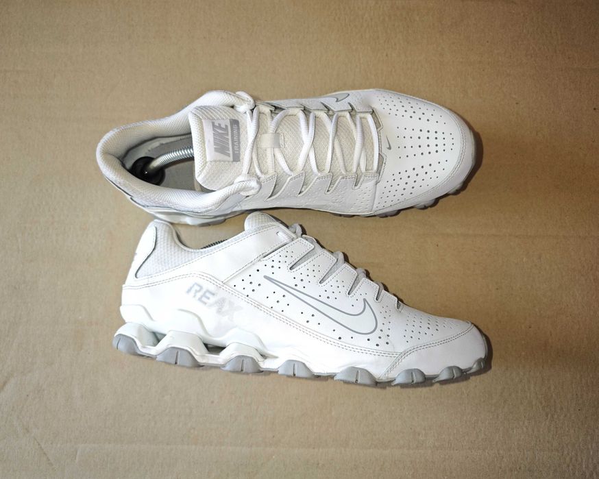 Оригінальні Кросівки Nike Reax 8 TR