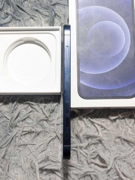 Iphone 12  r-sim с коробкой