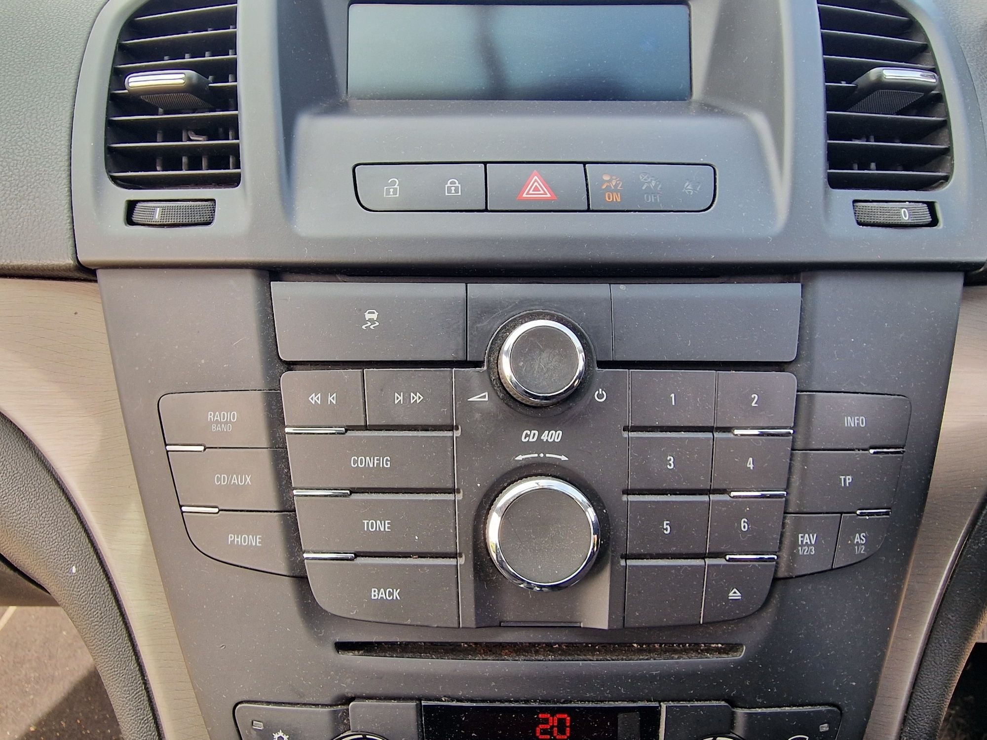Radio CD400 Wyświetlacz Opel Insignia A.  Sprawne. Idealny stan