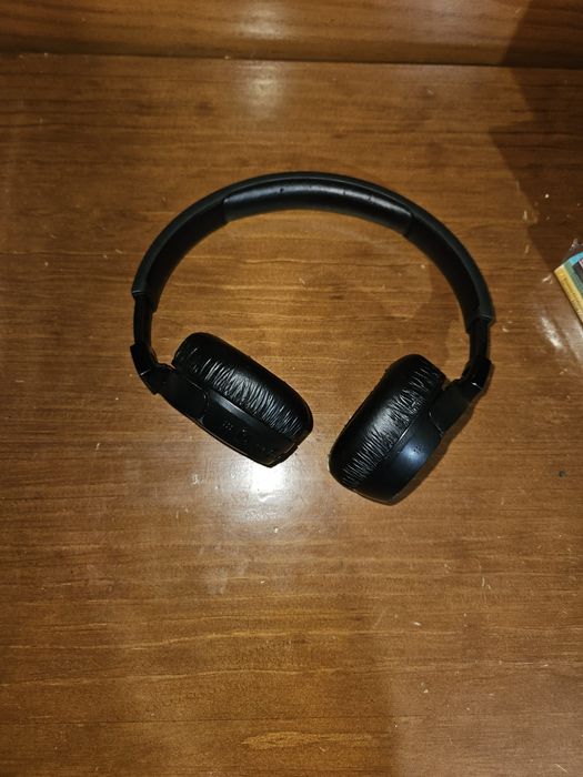 Fones JBL Bluetooth