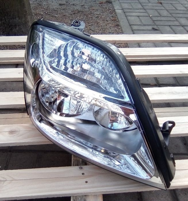 RENAULT SCENIC 1 I LIFT reflektor przedni prawy
