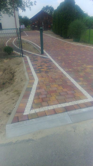 Układanie kostki brukowej, Brukarstwo,Usługi brukarskie, Roboty ziemne
