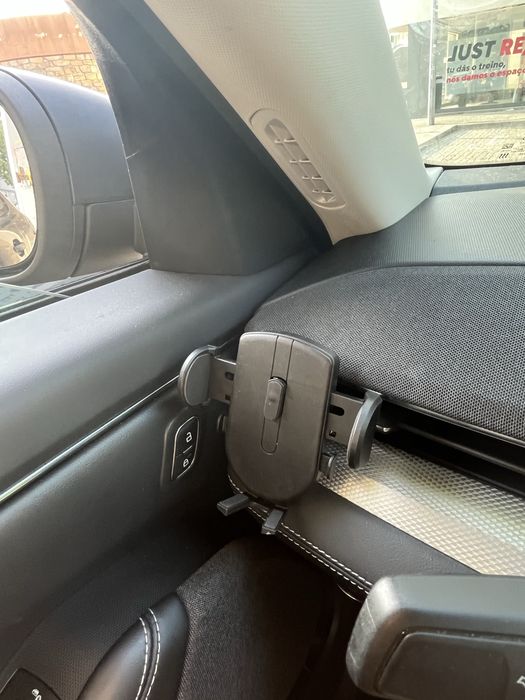 Porta telemovel para carro para ventilação e superficies com ventosa