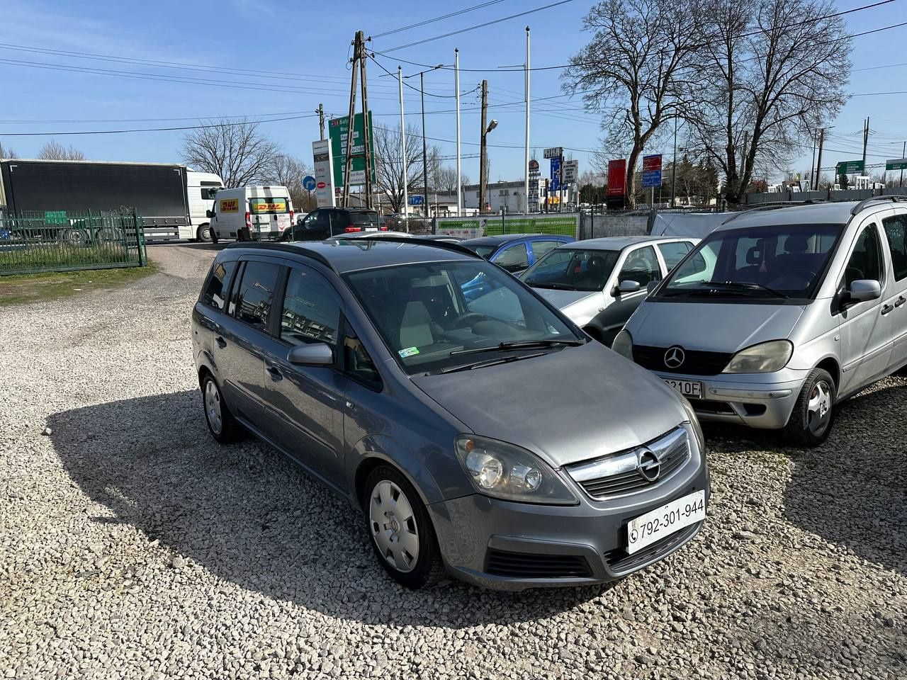 Na sprzedaż Opel Zafira 1.9d/fajny stan/dużo miejsca/długie OC/raty/