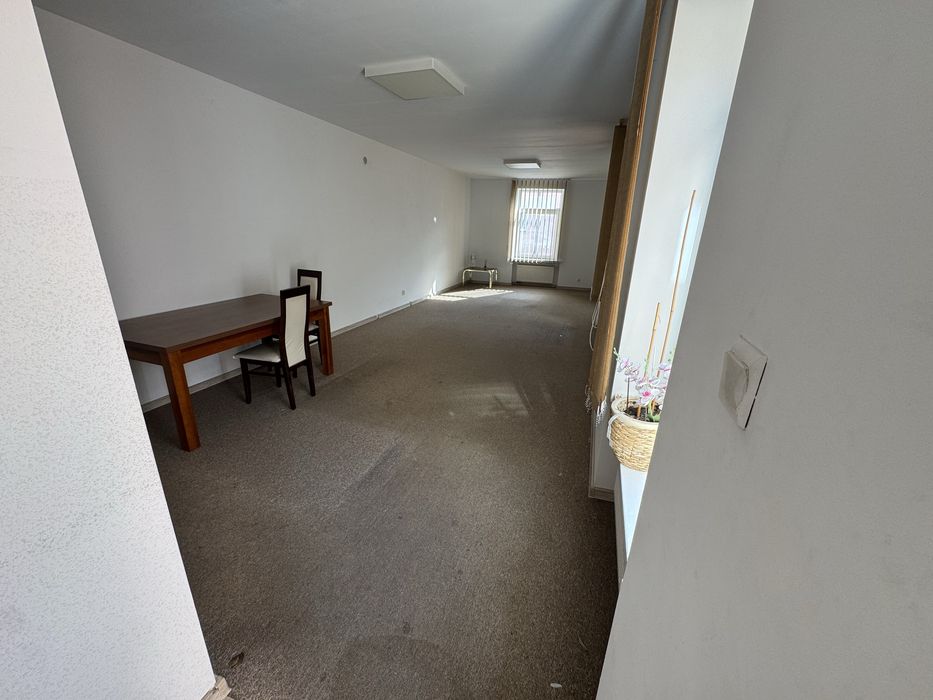 Wynajmę lokal 42m2 centrum Płońska
