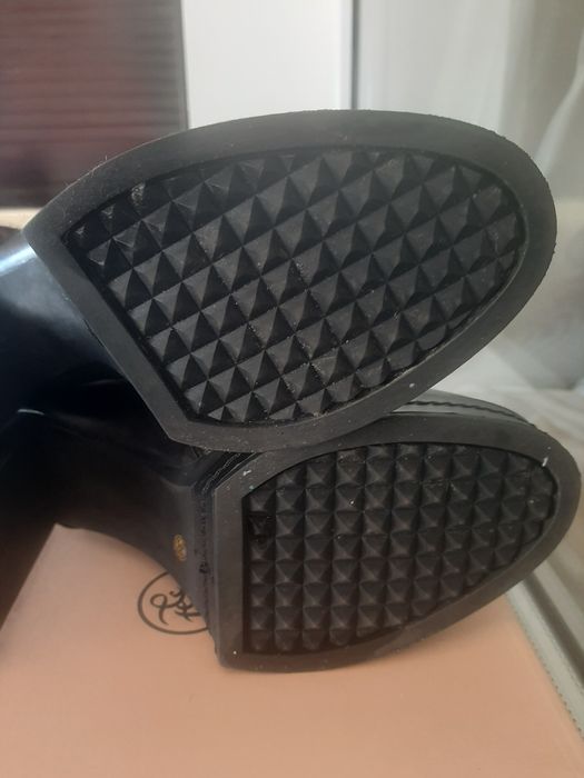 Ботильены ботинки полусапожки Estro