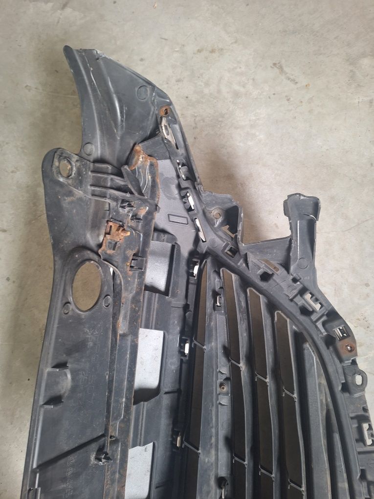 Atrapa grill Mazda 6 gj  2014 r