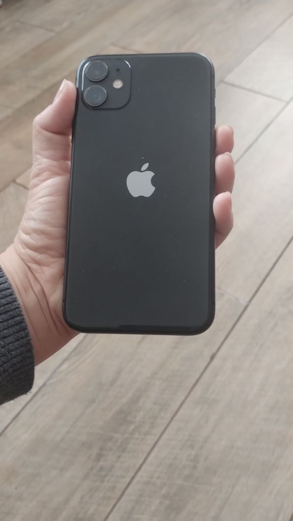 iPhone 11 256 G never lock + чехол+ зарядка