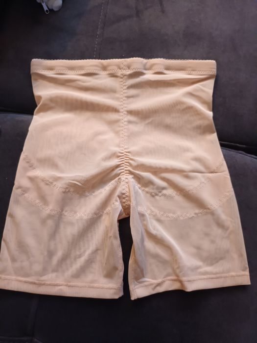 Bielizna modelująca L