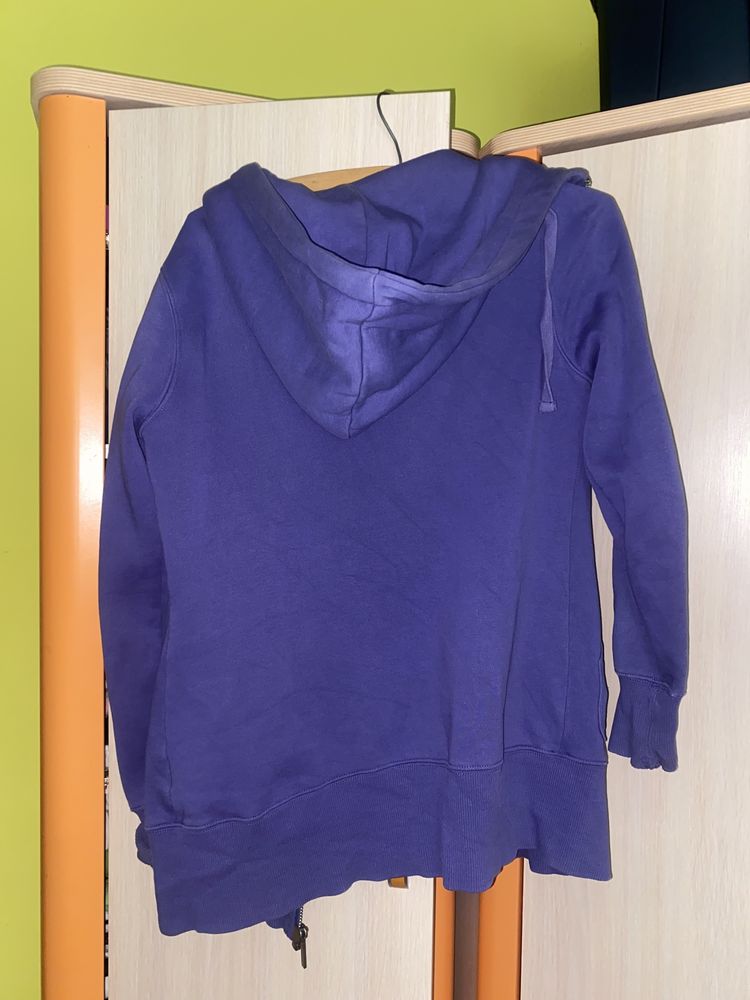 Dluga bluza rozpinana, wchodzi na rozmiar L