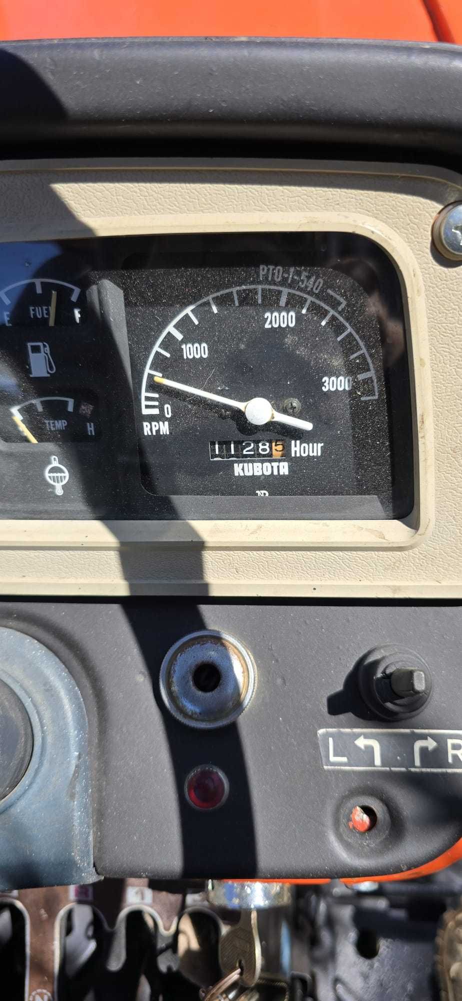 Trator Kubota 4x4 L2002DT