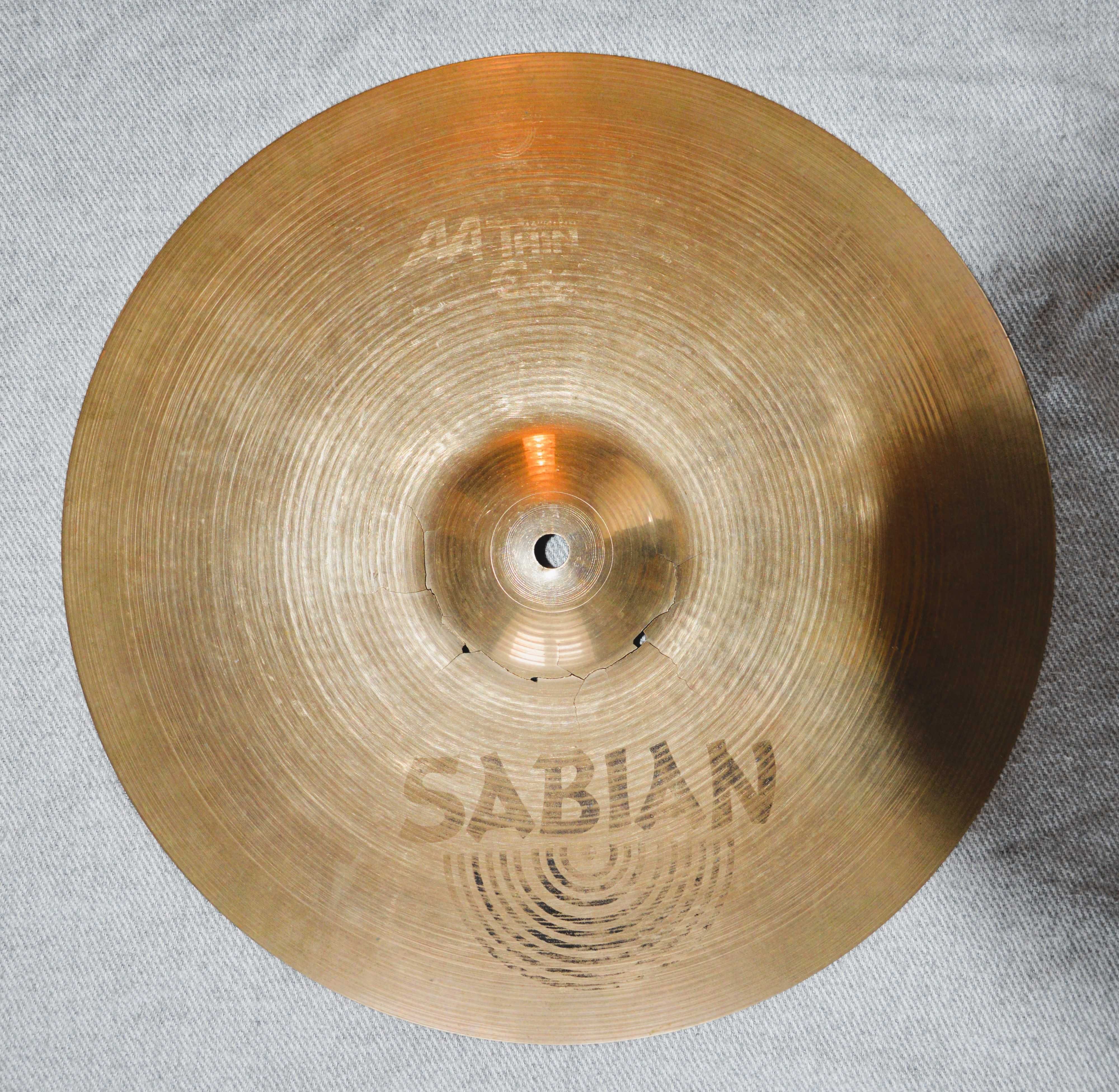 SABIAN AA Thin Crash 16cali  (uszkodzony)