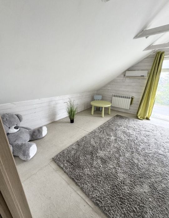 Здається будинок лівий берег , Дніпро