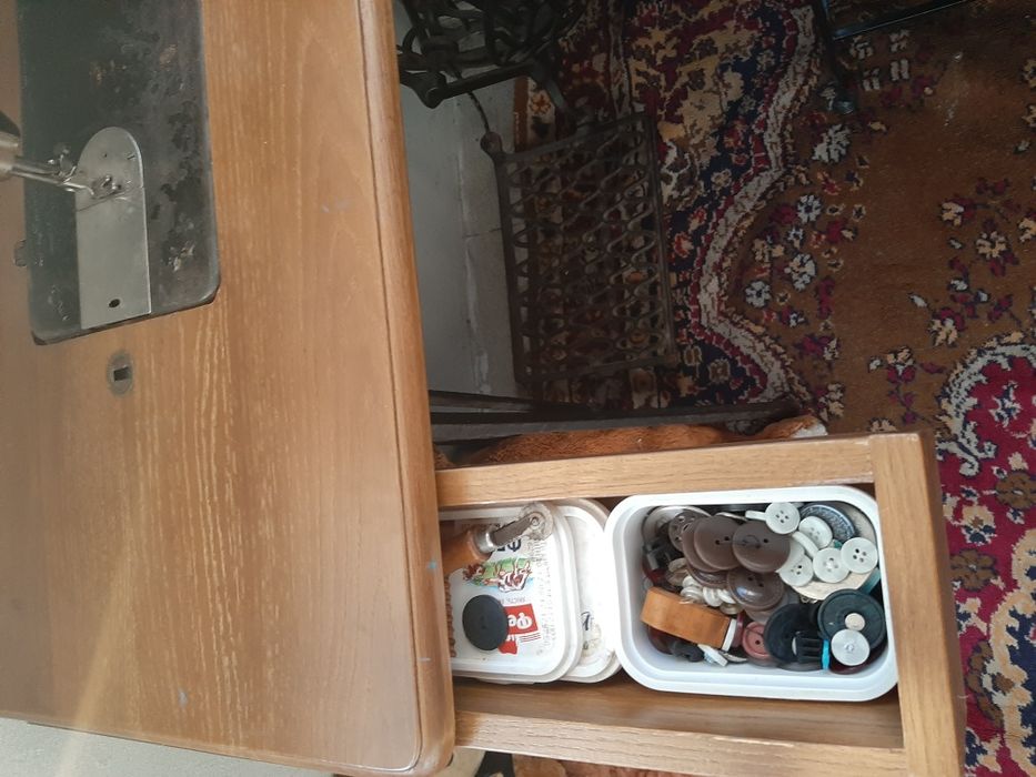 Швейна машина .Singer