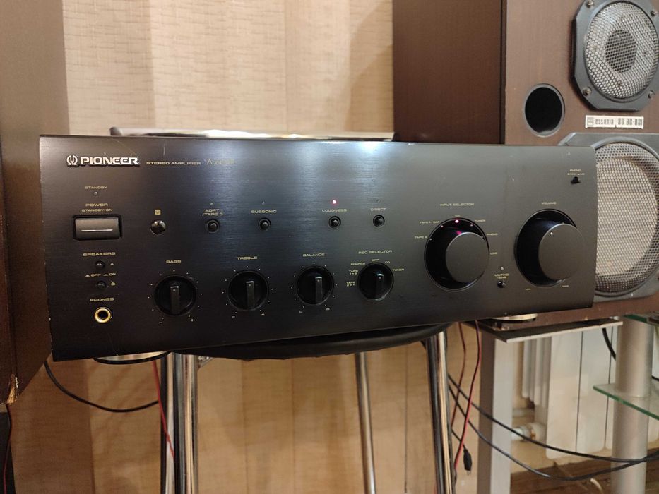 Мощный Усилитель звука Pioneer A-604R. Звук !