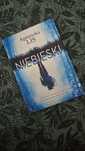 Nowa. Agnieszka Lis,  Niebieski