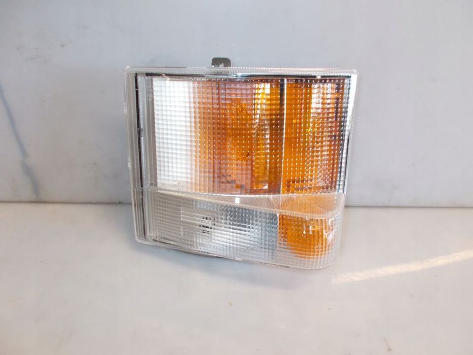 KIERUNKOWSKAZ PRAWY SCANIA 4