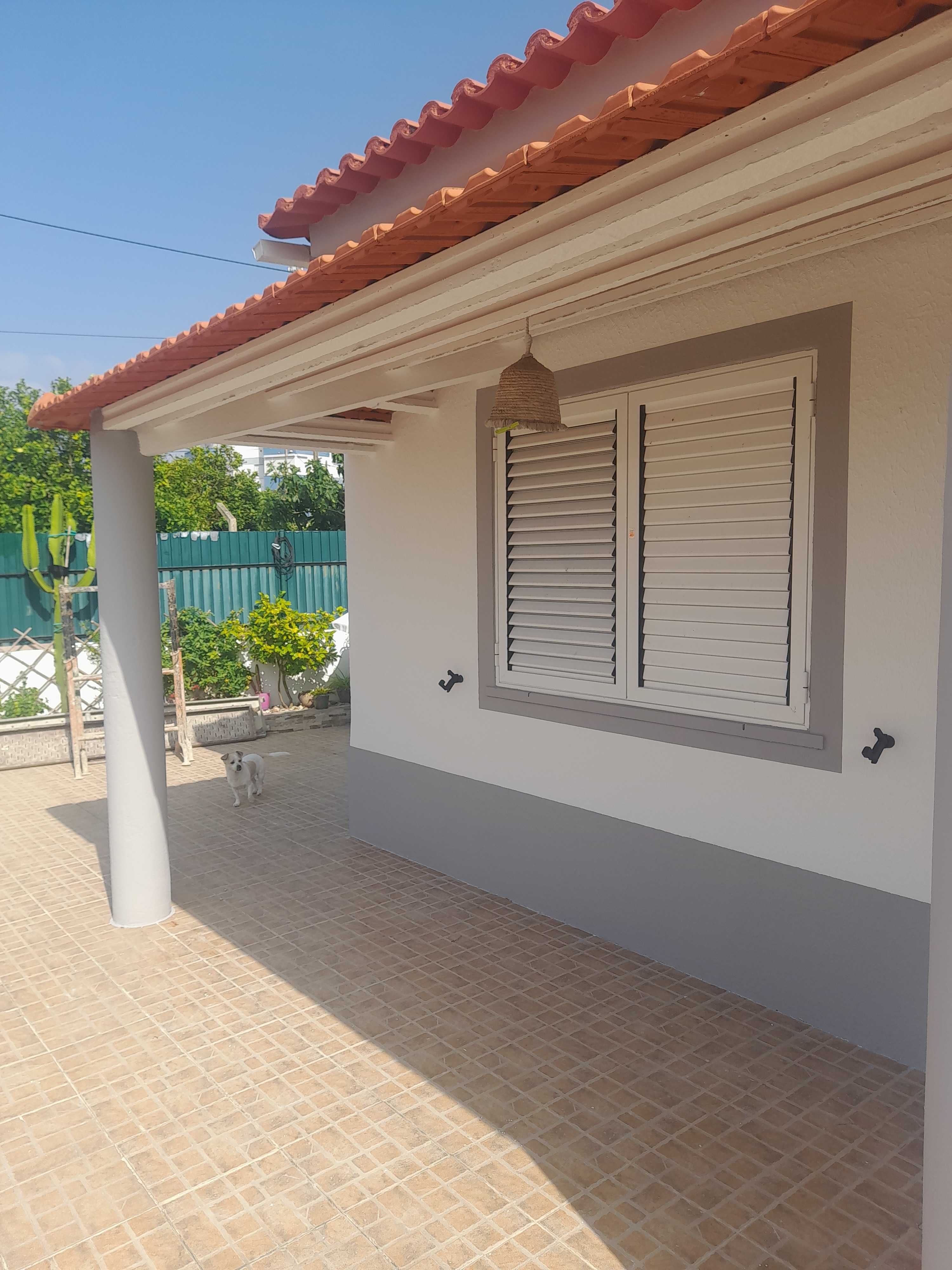 Faço trabalhos pinturas chao flutuante pladur