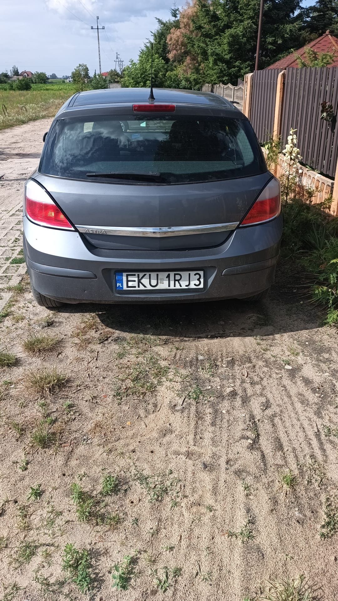 Sprzedam opel Astra H 1.6 lpg
