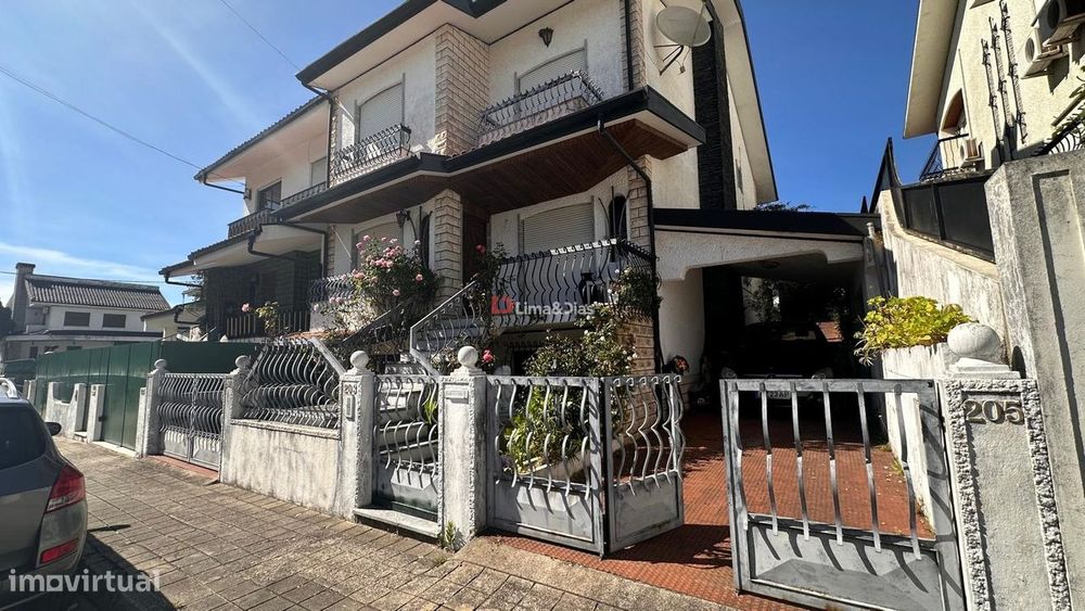 Moradia Geminada T6 Venda em Gondomar (São Cosme), Valbom e Jovim,Gond