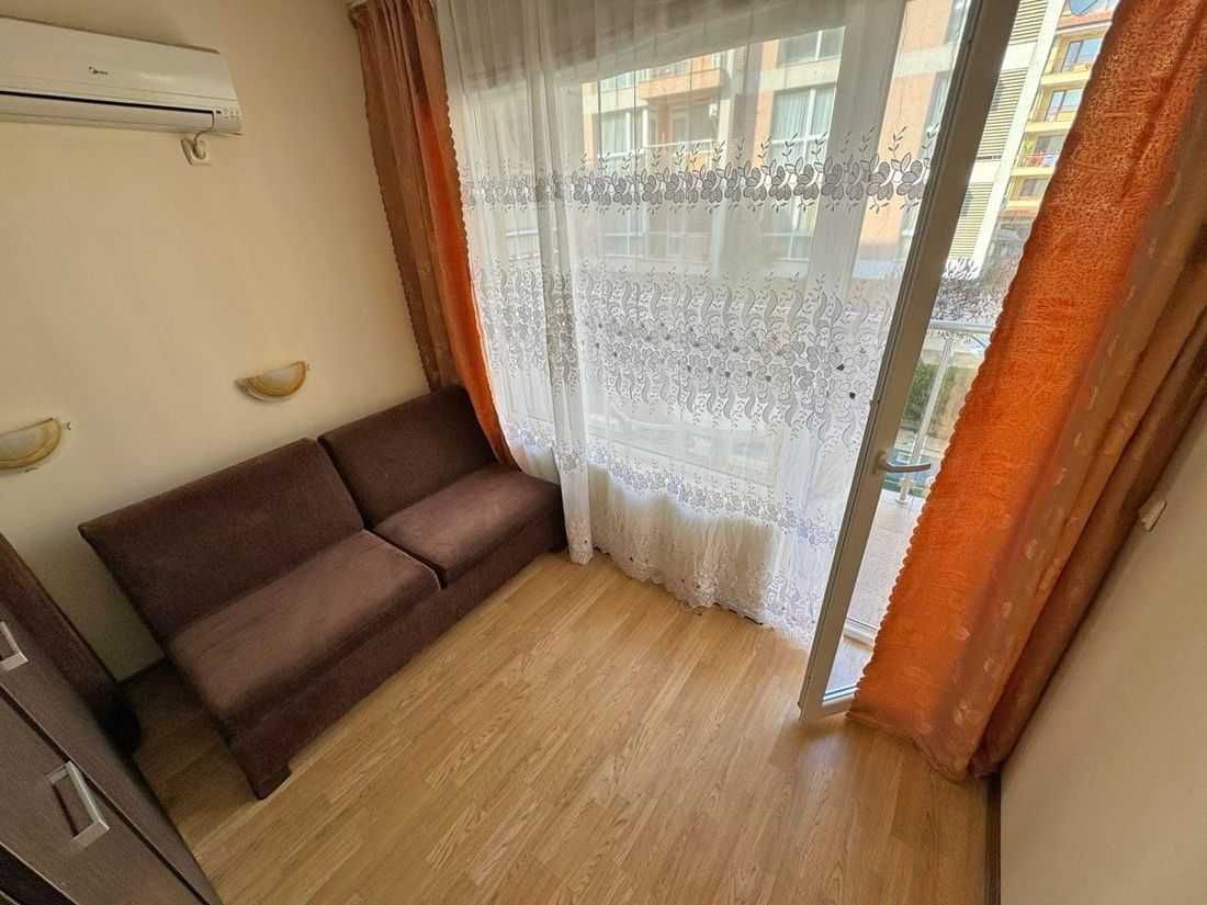 Квартира/Апартамент 1+1  с мебелью и техникой Акт 16 Болгария.LY