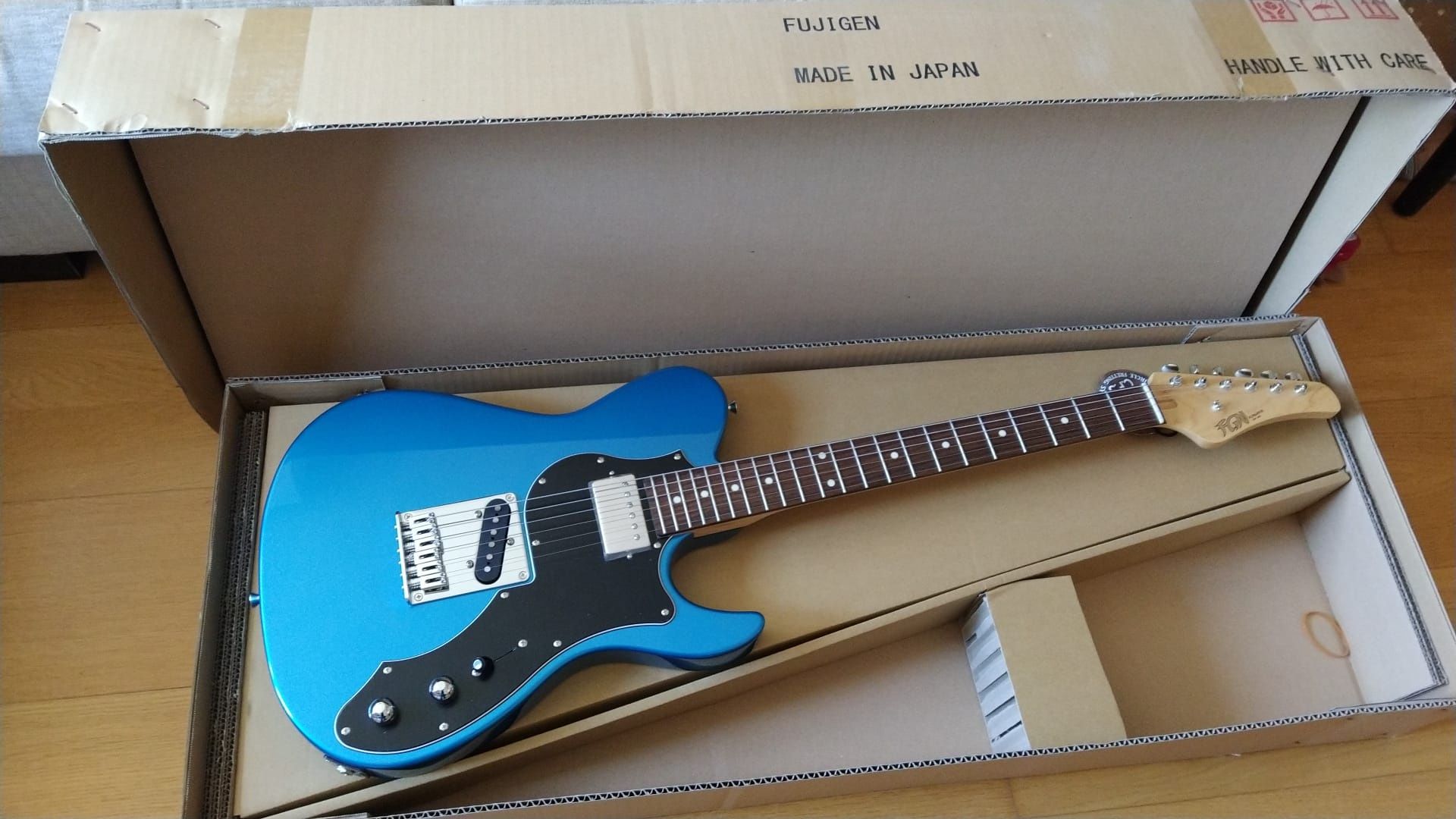 Guitarra Fujigen telecaster boundary iliad sapphire blue metallic