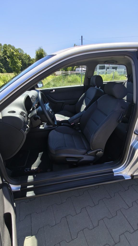 Audi A3 1.6 8l 102KM Hak
