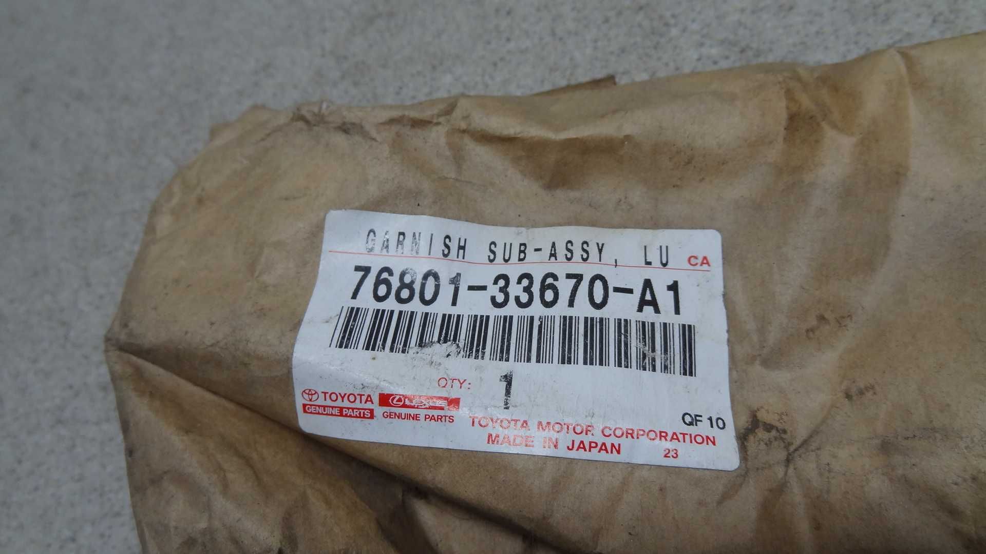 Toyota camry VIII 18-  listwa blenda klapa tył