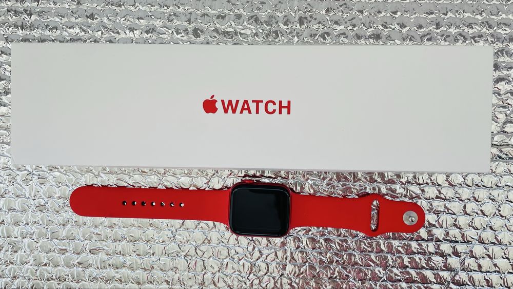 Apple Watch Series 6 GPS 44mm Product Red Aluminium Case