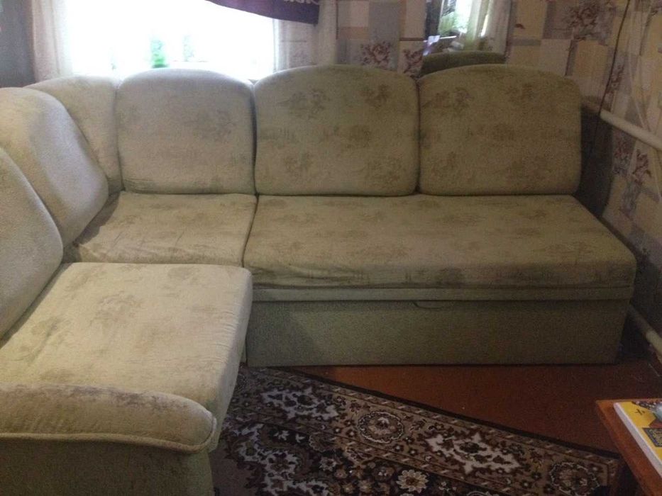 Продам диван кутовий