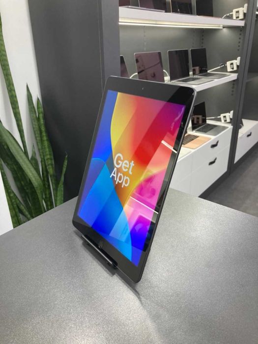 Планшет iPad 8 покоління 2020 Wi-Fi + LTE на 32 ГБ, ГАРАНТІЯ 84749