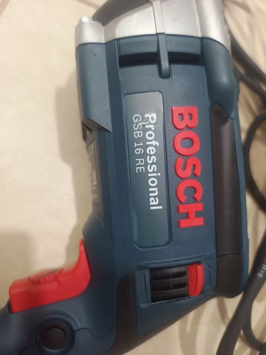 Професійна ударна дрелька Bosch