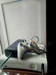 Продаю iгрову приставку X-Box 360