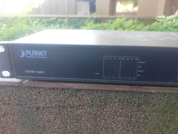 FNSW-1601 PLANET Switch Przełącznik 16 portów