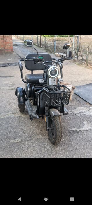 Електроскутер FADA