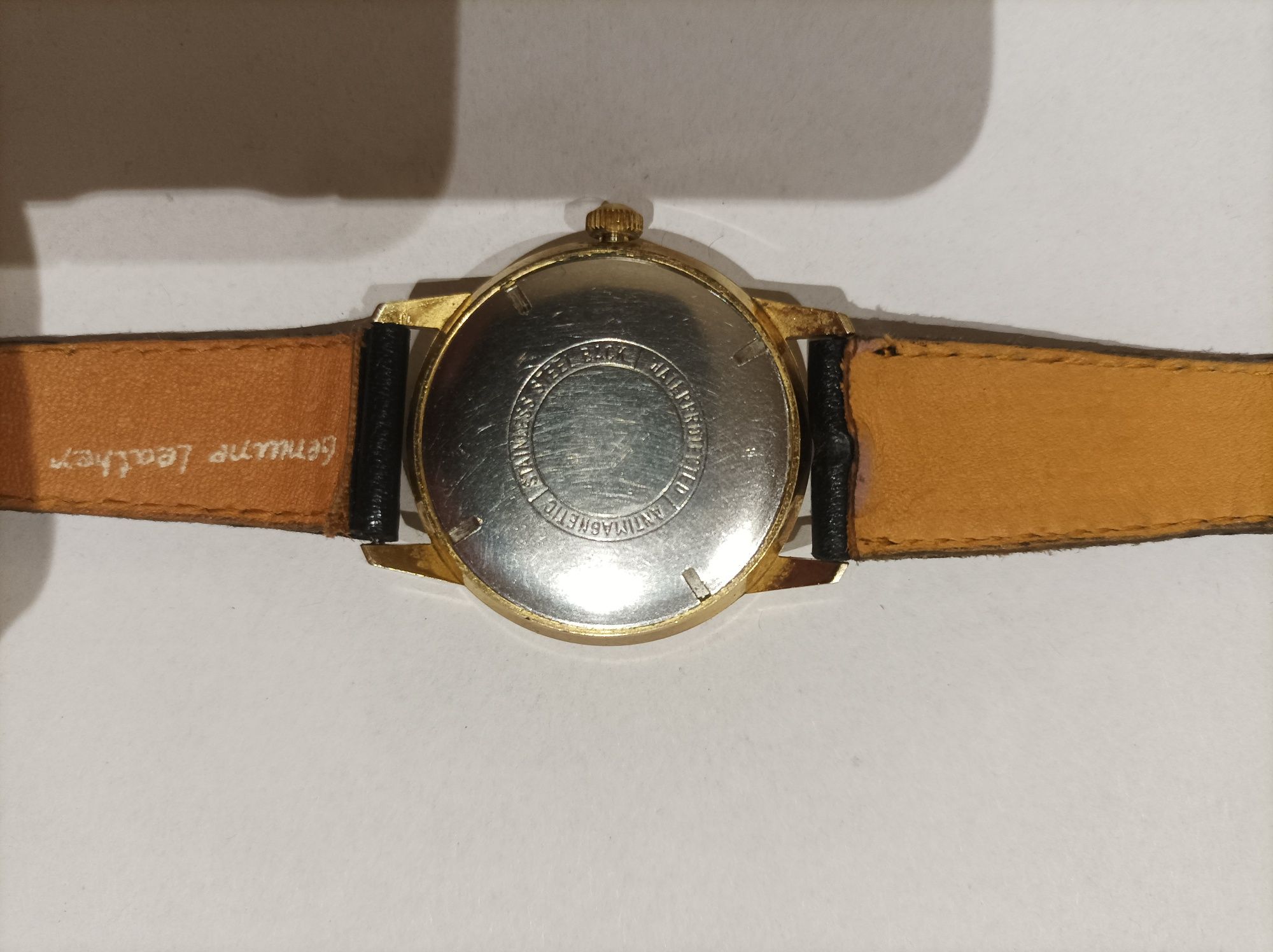 Zegarek anker RFN 17 kamieni grubo zlocony