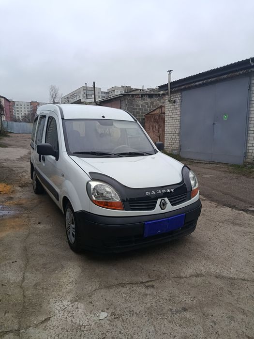 Продається автомобіль РЕНО  КЕНГО.