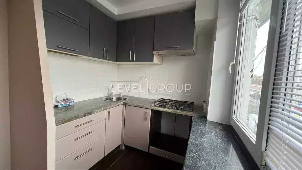 Продаж 2-кім квартири, 5 поверх  біля м. Нивки