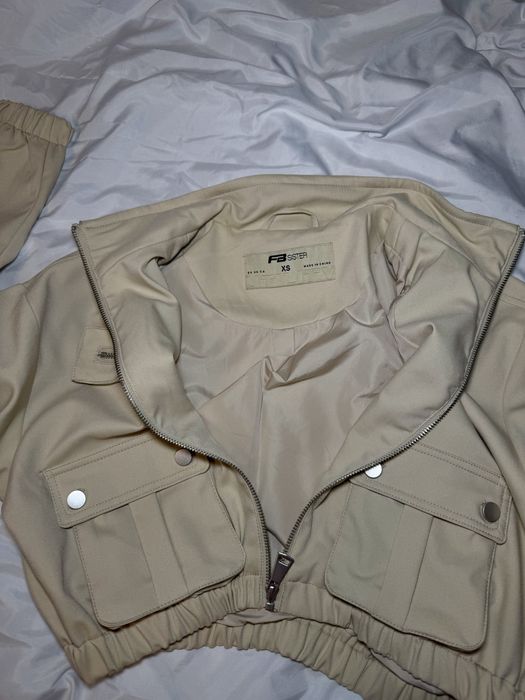 Укорочений бомбер